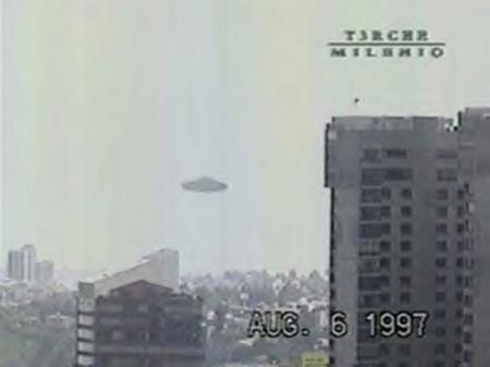 Ovni au dessus de Mexico 6 aout 1997